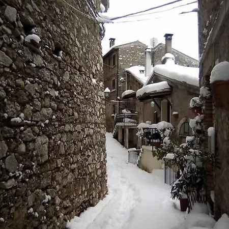 La Di Alto Rieti - Oasi Di Pace Tra Roma E Terminillo Apartman *
